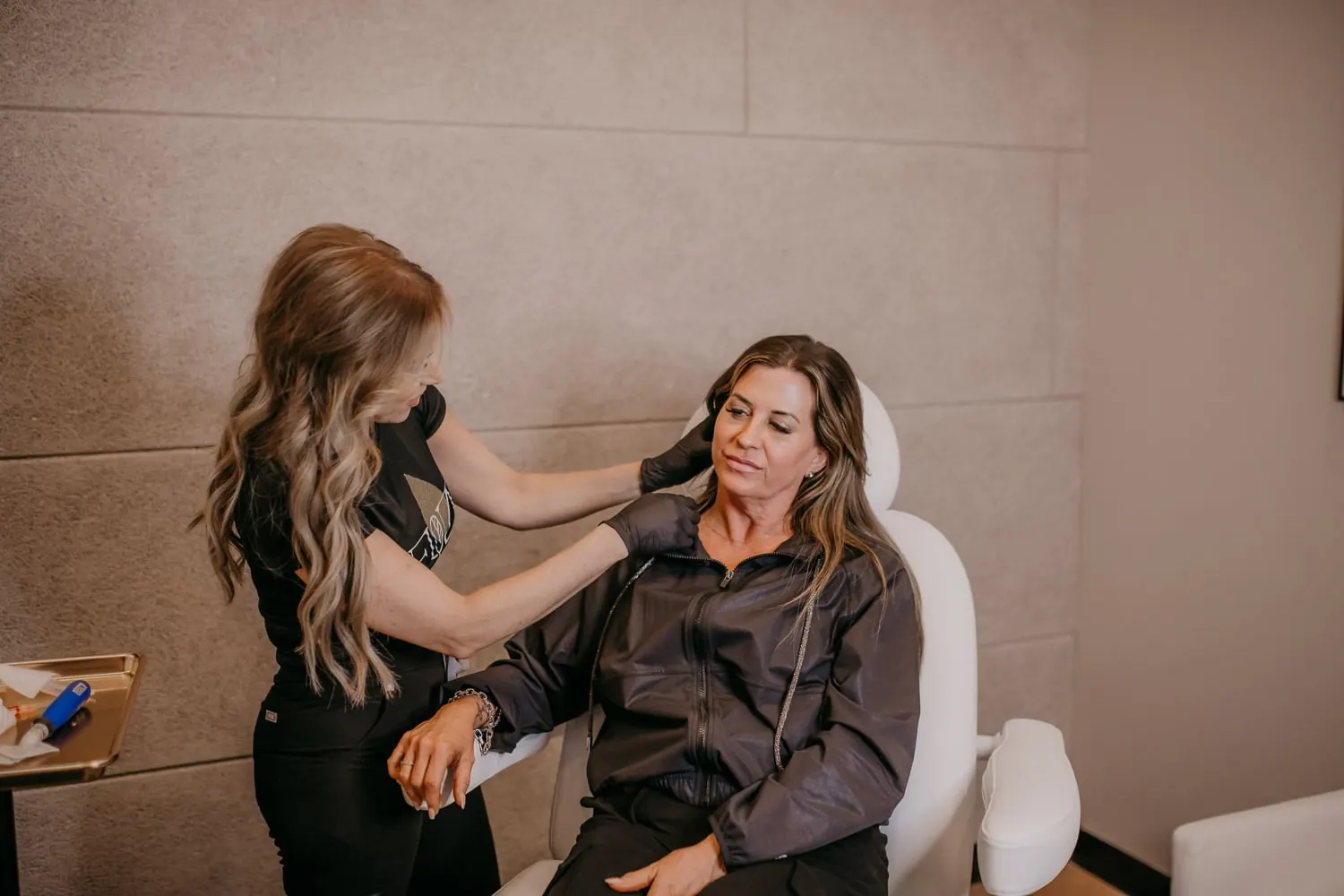 Brows & Lashes treatment at NFuze Wellness